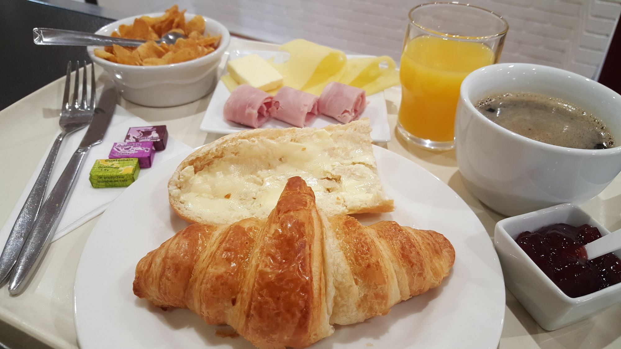 Mondhotel Chelles Kültér fotó
